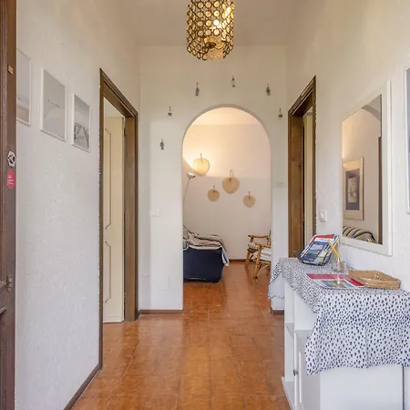 Quiet By Wonderful Italy Apartmán